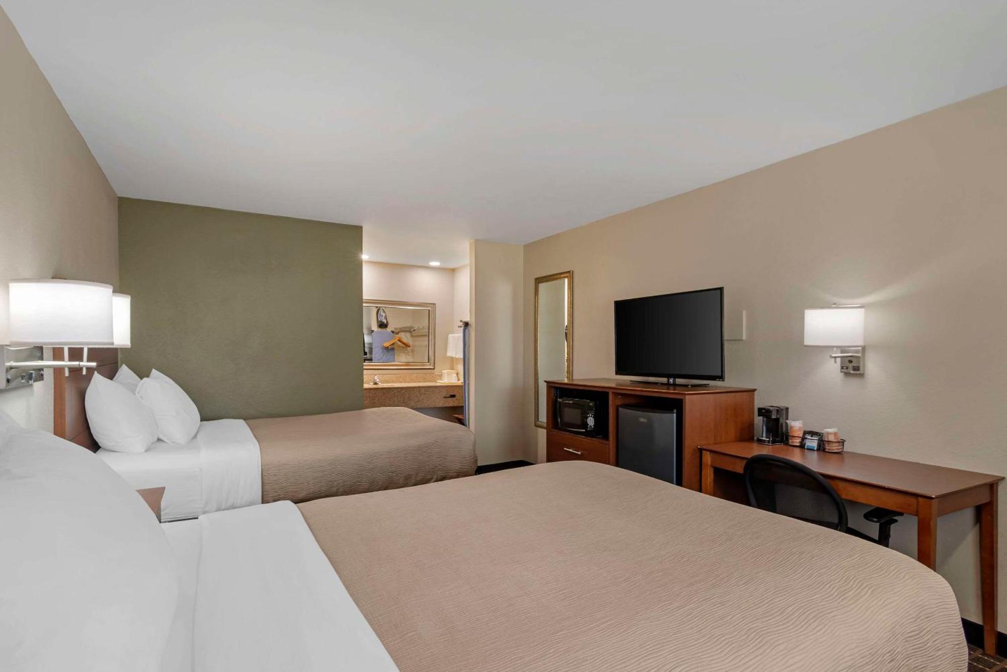 Quality Inn & Suites Morrow Atlanta South Exterior foto